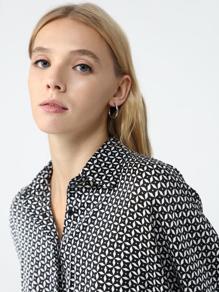 Vestido de cetim estampado - Preto/branco