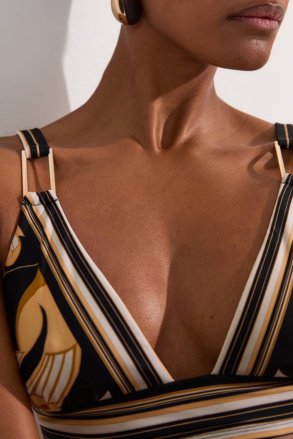 KarenMillen Haut De Bikini À Imprimé Abstrait Avec Détails De Finition