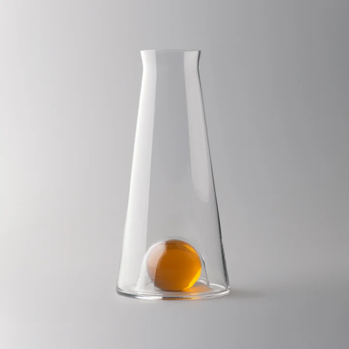 Design House Stockholm - Fia Karaffe, H 25 cm, klar / bernstein