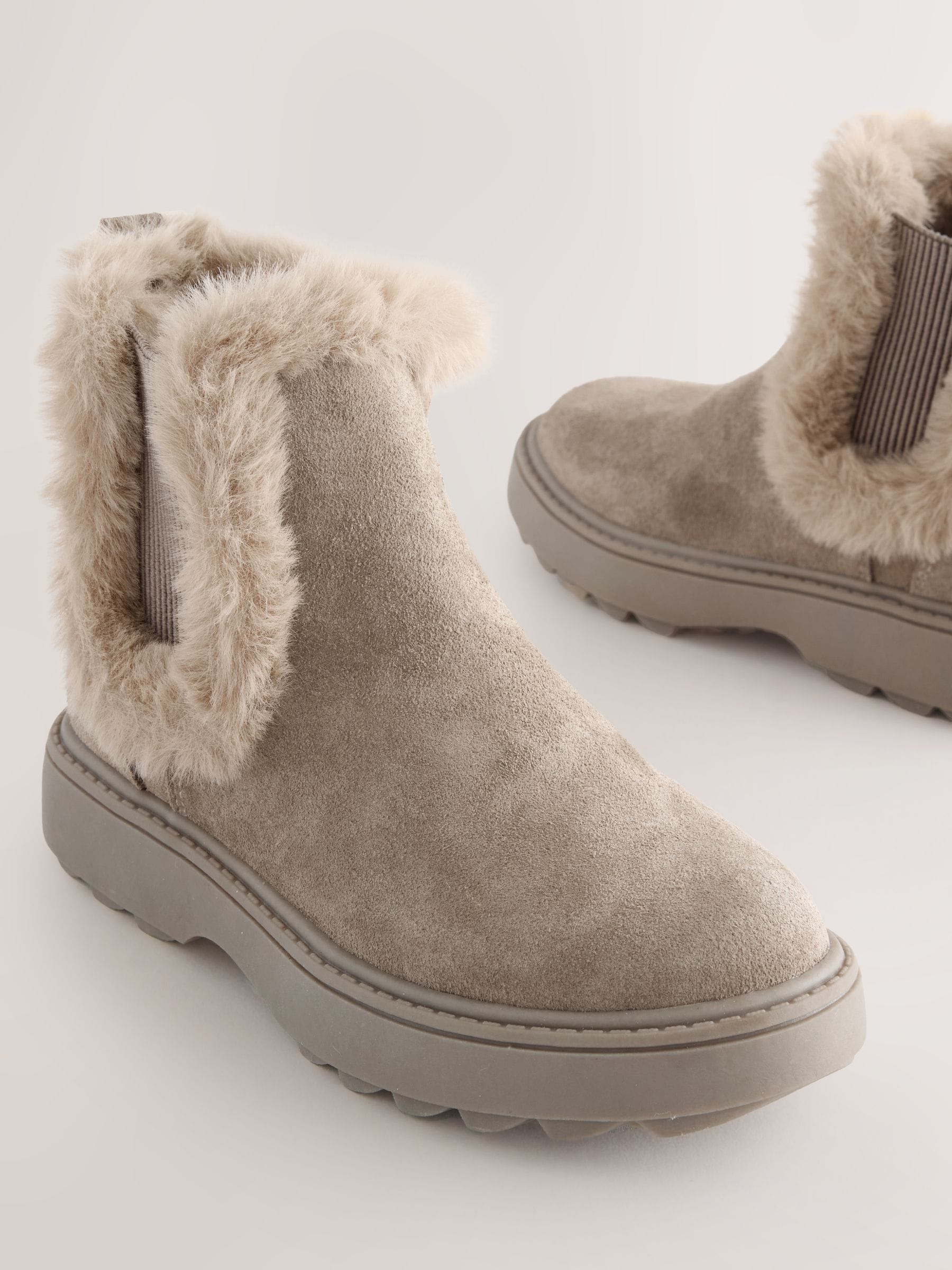 Mink-bruin suède - Met imitatiebont gevoerde Chelsea Boots