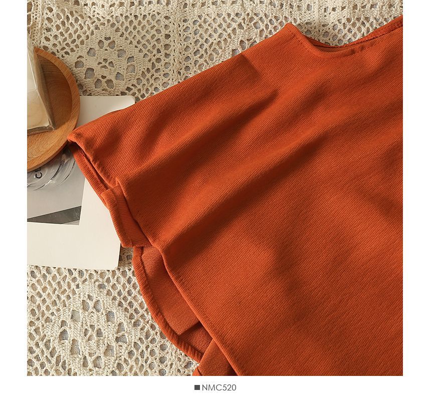 Lemongrass - Tanktop met hoge hals en rugdetails