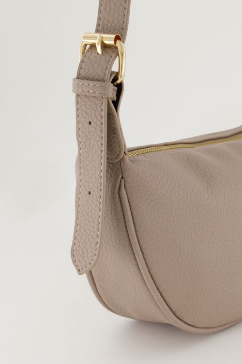 Taupe crossbody tas met goudkleurige rits