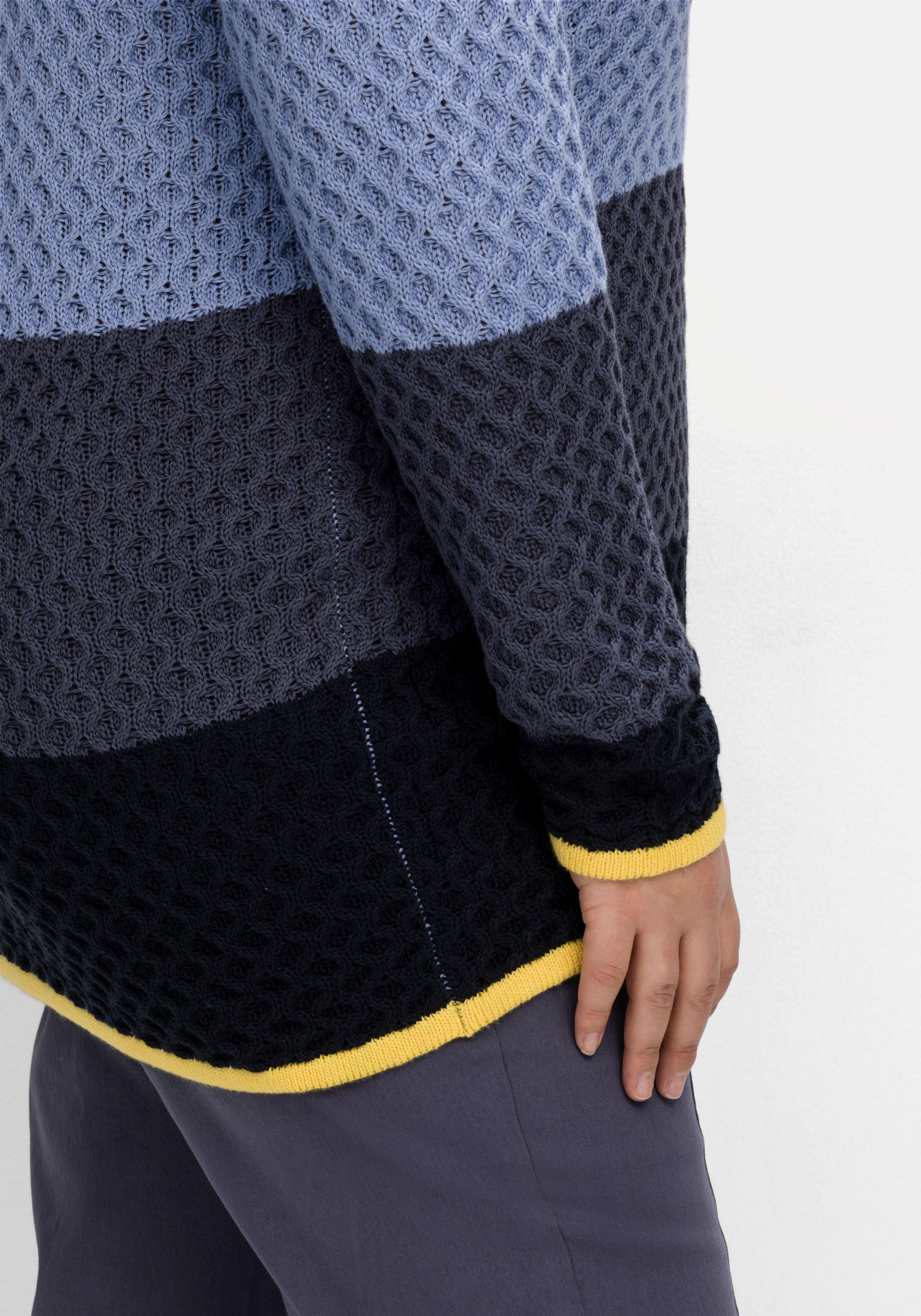 Pullover im Wabenstrickmuster, mit Blockstreifen