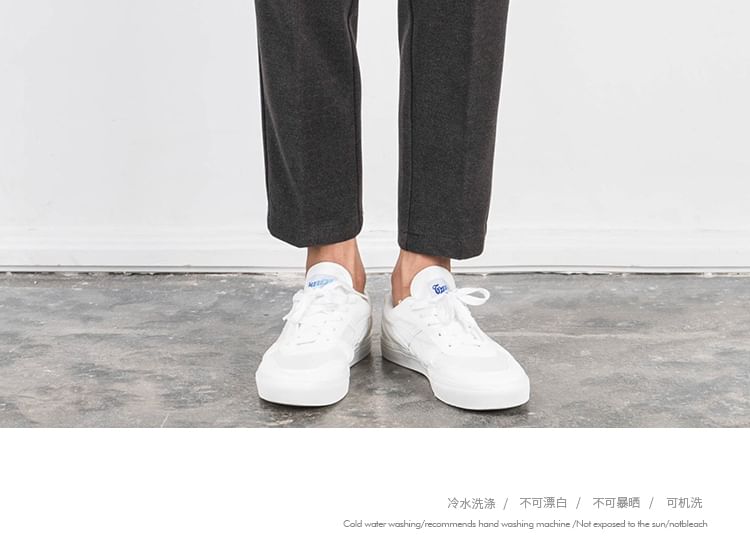 Wewewow - Mid Rise Plain Cropped Tapered Pants