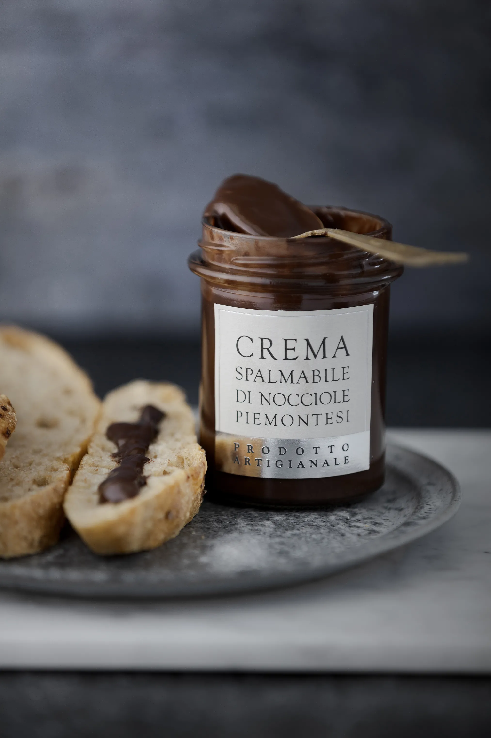 Made by Mama Smørpålæg m. hasselnød og chokolade