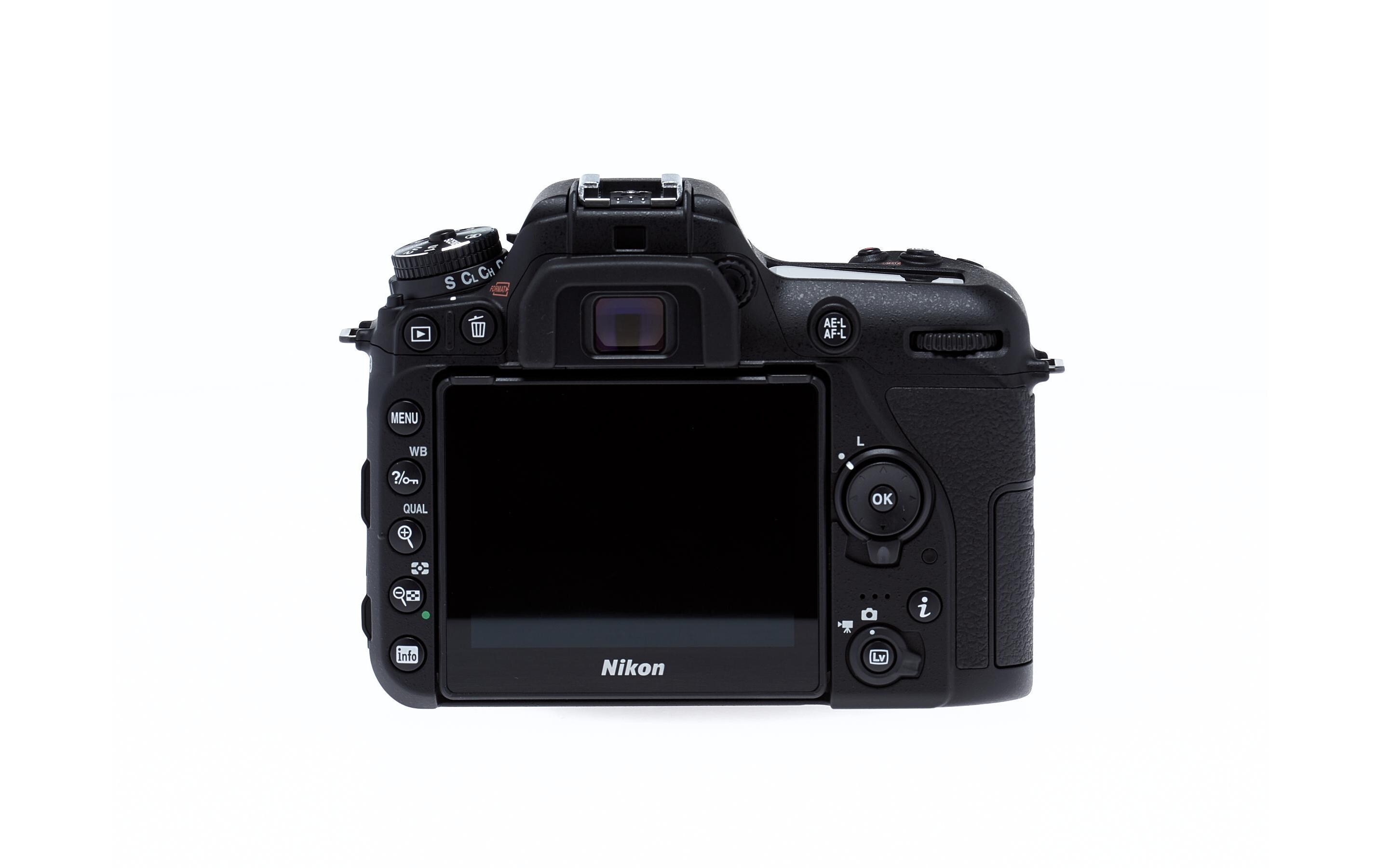 Fotokamera D7500 Kit 18-140<br>APS-C-Spiegelreflexkamera