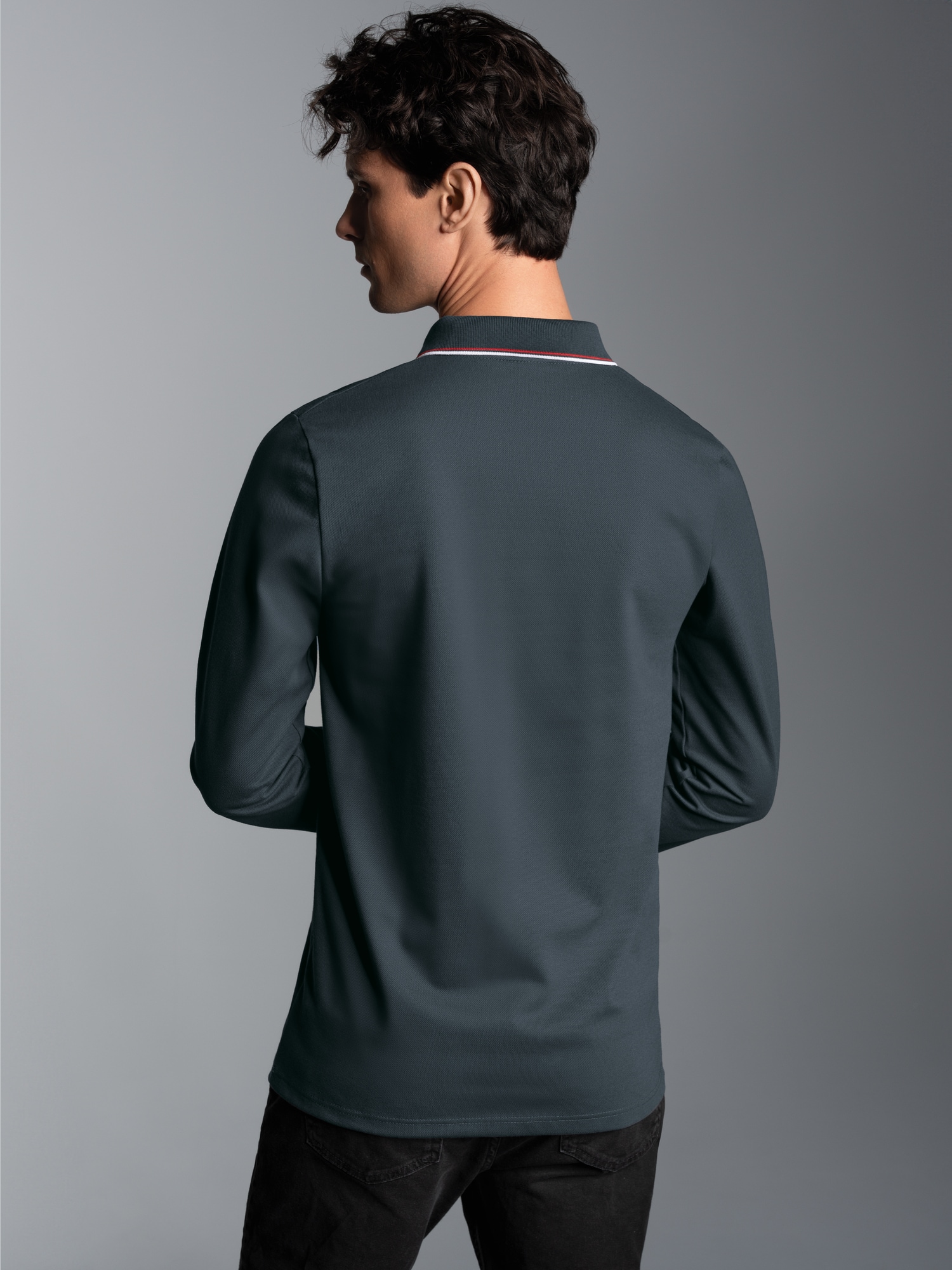 Modisches Poloshirt mit langen Armen Anthrazit