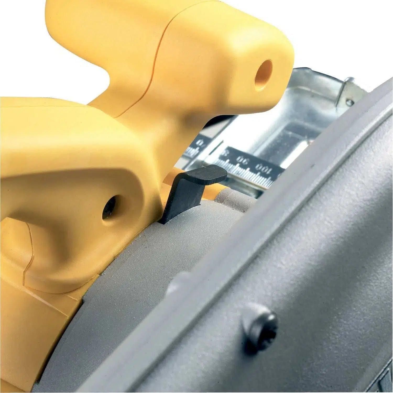 DeWALT D23700 Cirkelzaag 235mm 1750W 230V