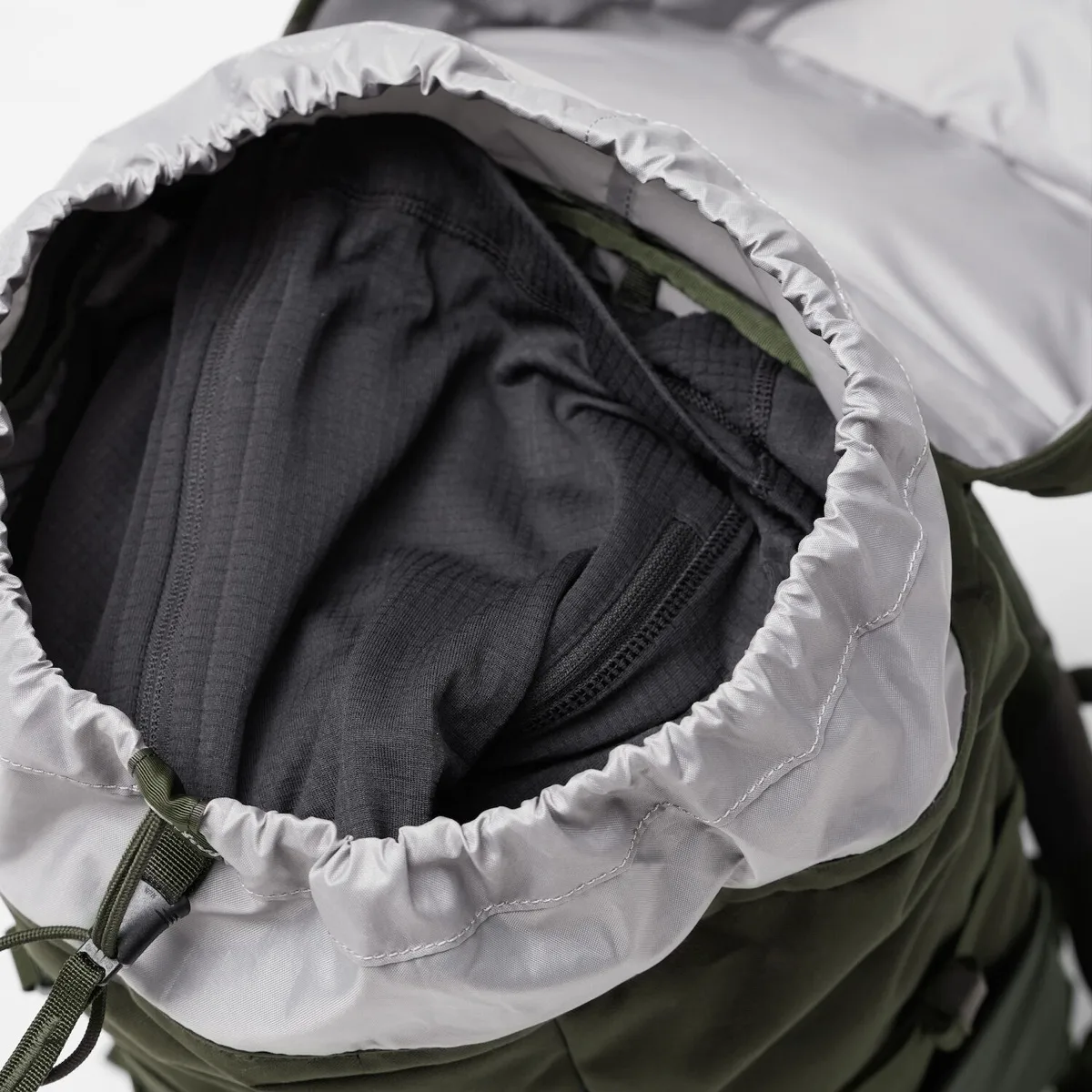 Fjällräven Skule Top 26 Deep Forest