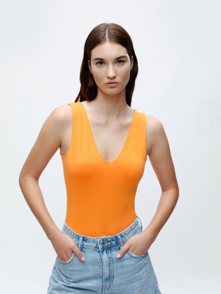 Body com decote em V - Laranja Vigore