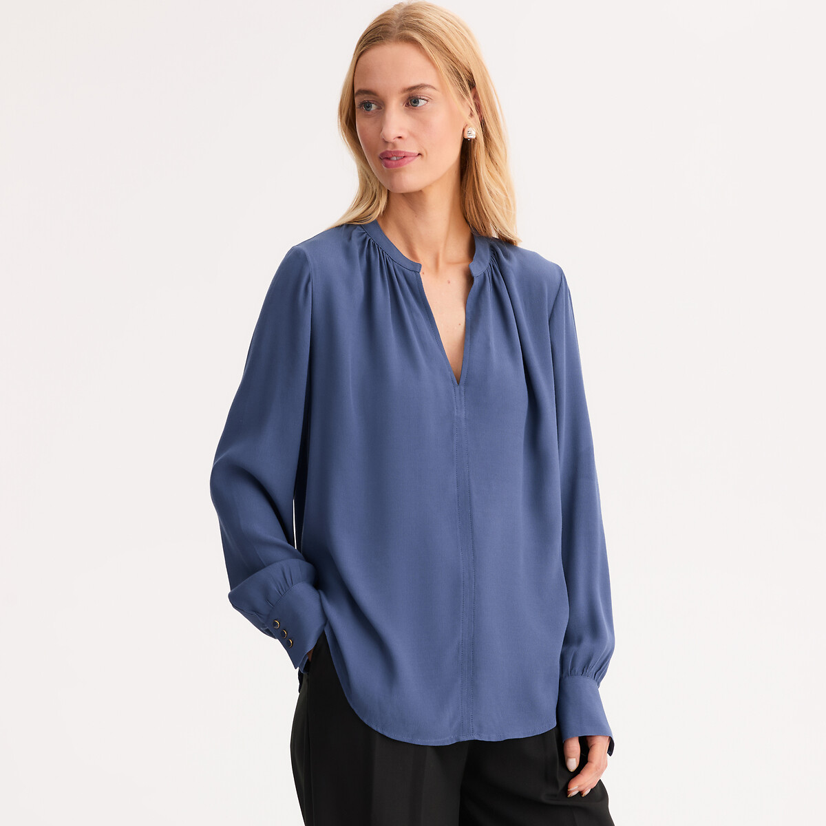 ANNE WEYBURN<br>Blusa de manga comprida com decote em V