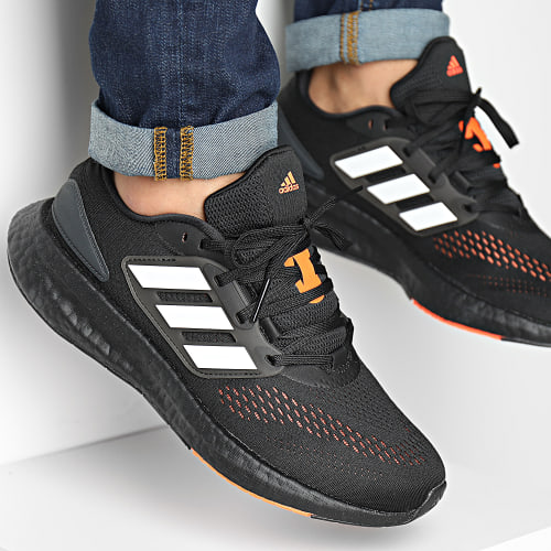 Baskets PureBoost 22 HQ1455 Core Black Cloud White Carbon