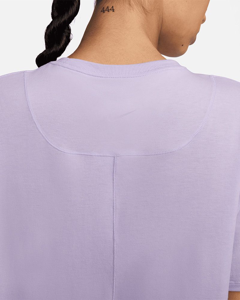 T-shirt Nike One Violet pour femme