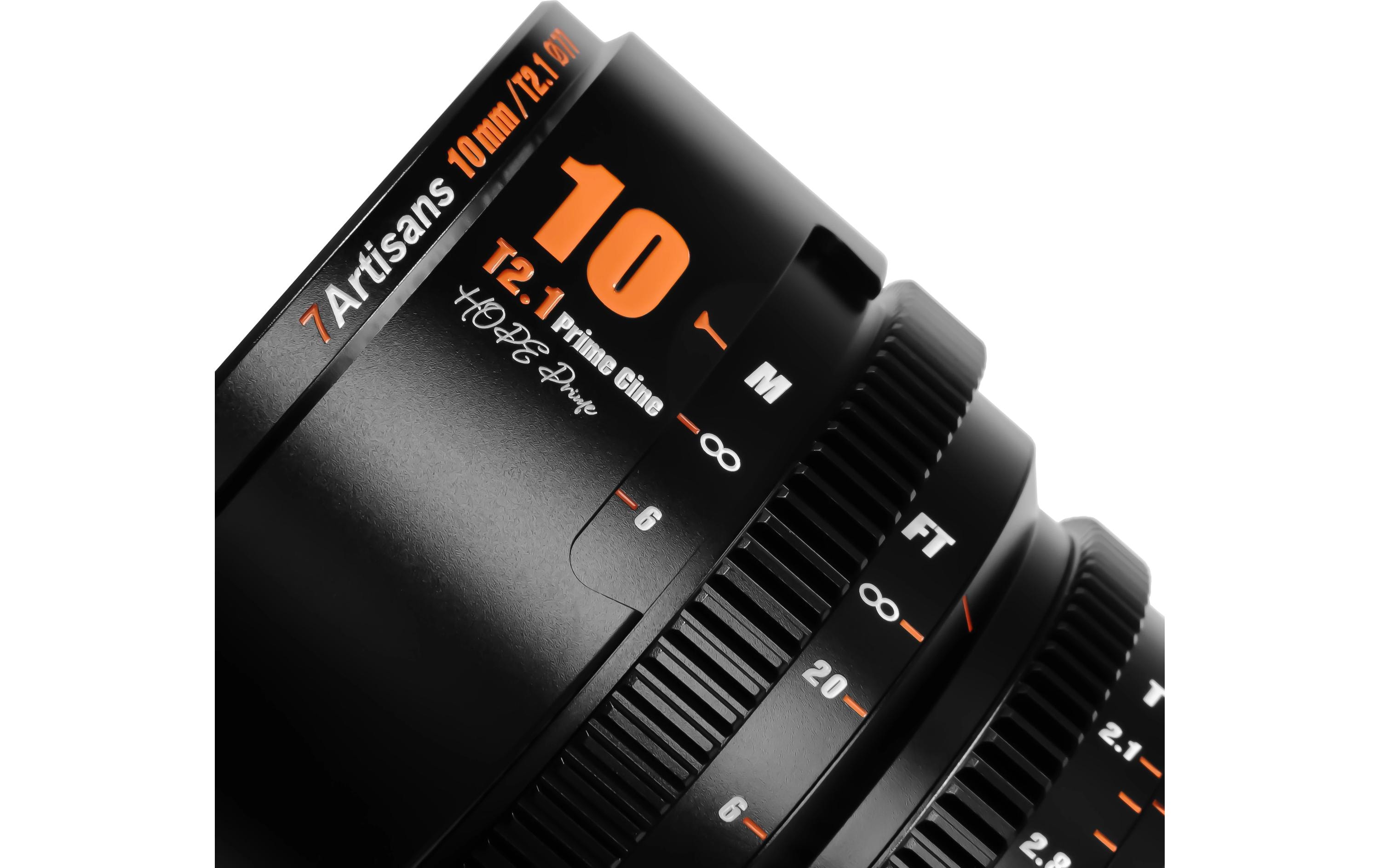 Festbrennweite 10mm T/2.1 – Canon RF<br>Kompaktes, leichtes Objektiv für Kameras mit Super35-Sensoren