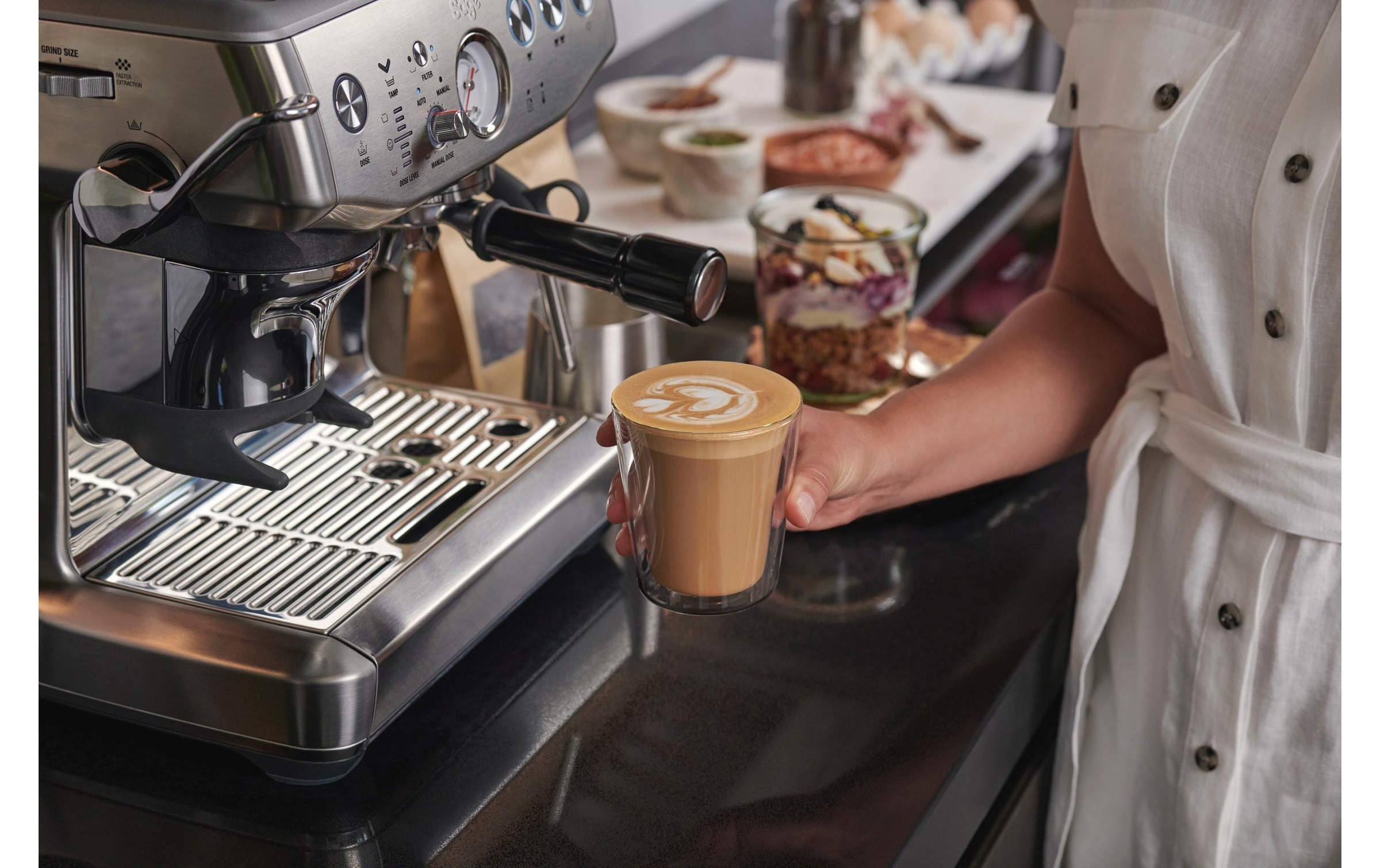 Sage Siebträgermaschine »Barista Impress Stain.steel«