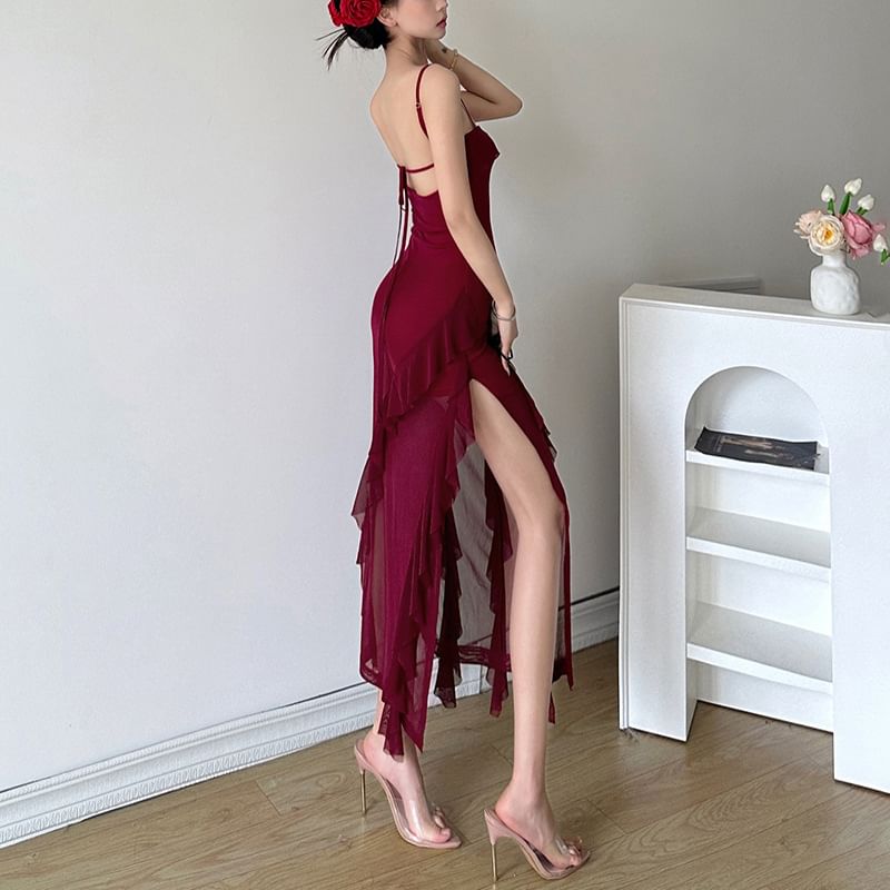 Sugarcoat - Spaghettibandjes, effen, geplooide mesh maxi-jurk met split
