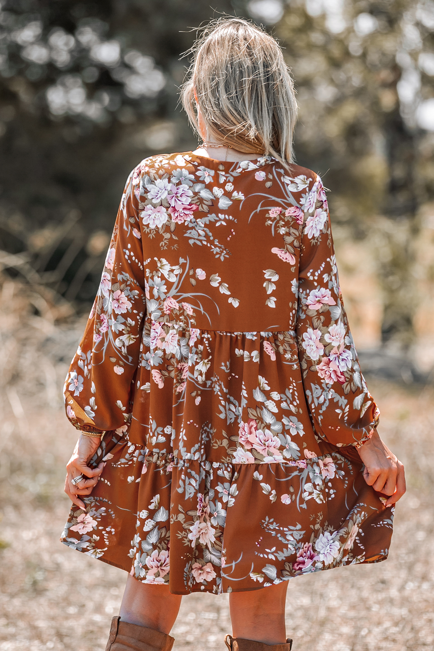 Robe mini à boutons sur le devant et imprimé floral