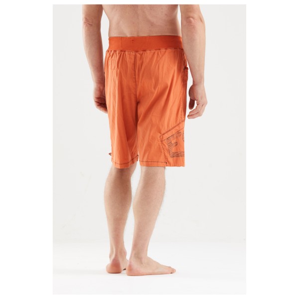 E9 - Pentago Peace - Short