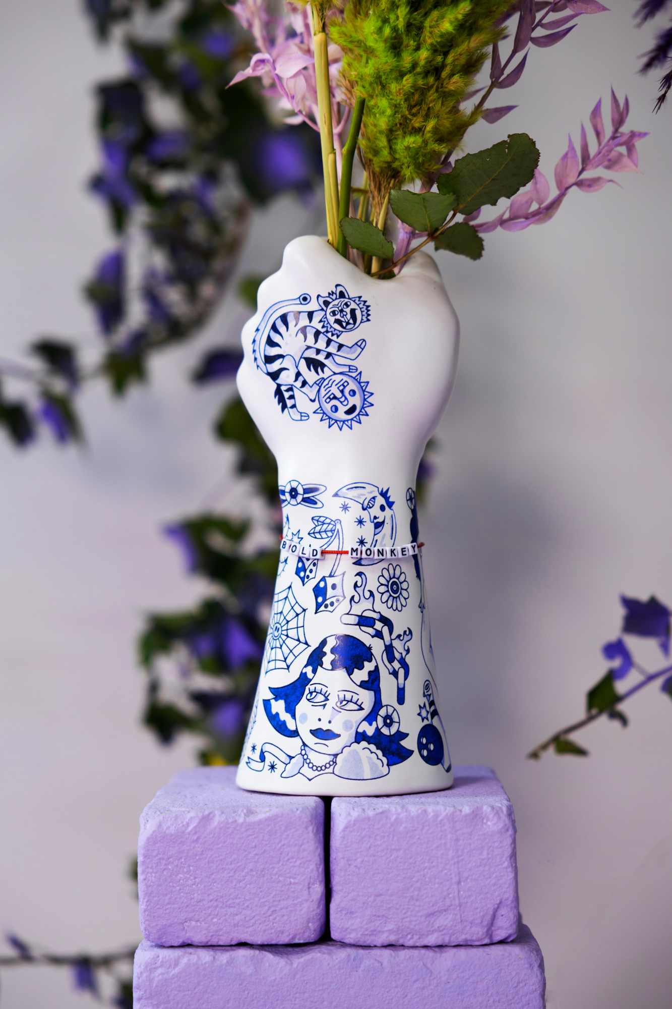 LIBERTY MATTERS VASE BLUE