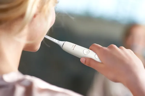 Philips Sonicare DiamondClean 9000 HX9911 - Tandbørste - trådløs - hvid