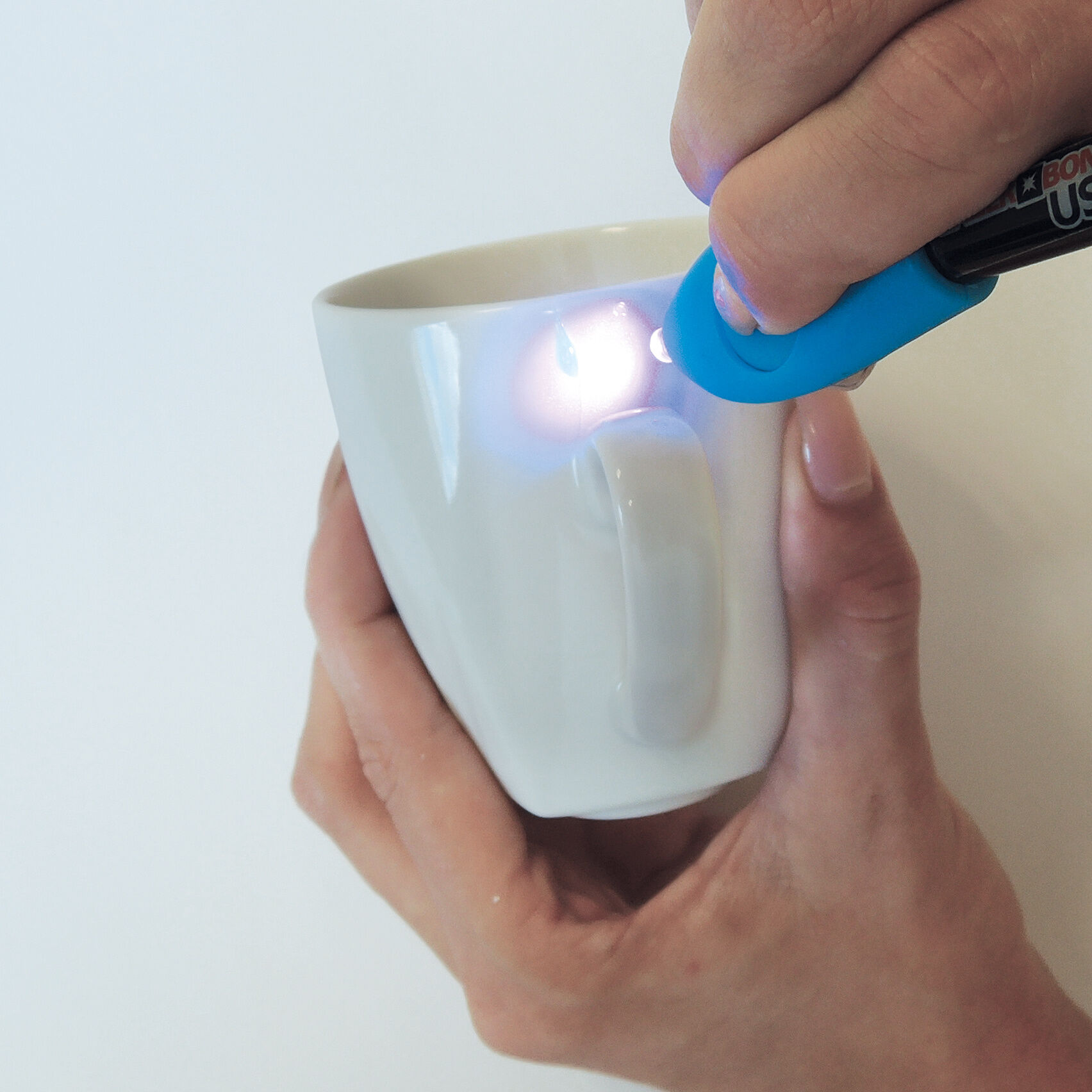 Lazer Bond Flüssig Kunststoff mit UV-Licht Aushärtung