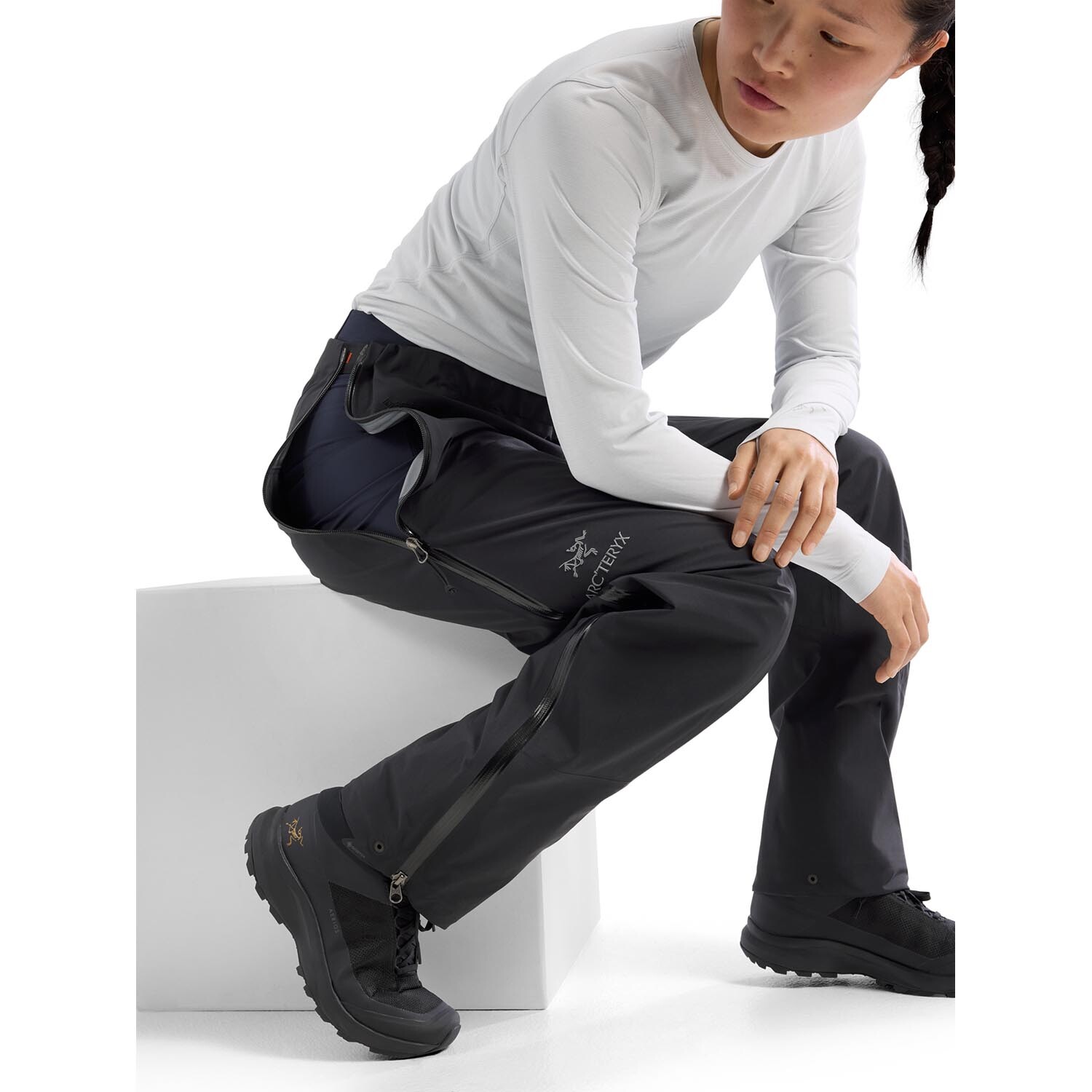 Arcteryx Womens Beta Pant S2024 model
