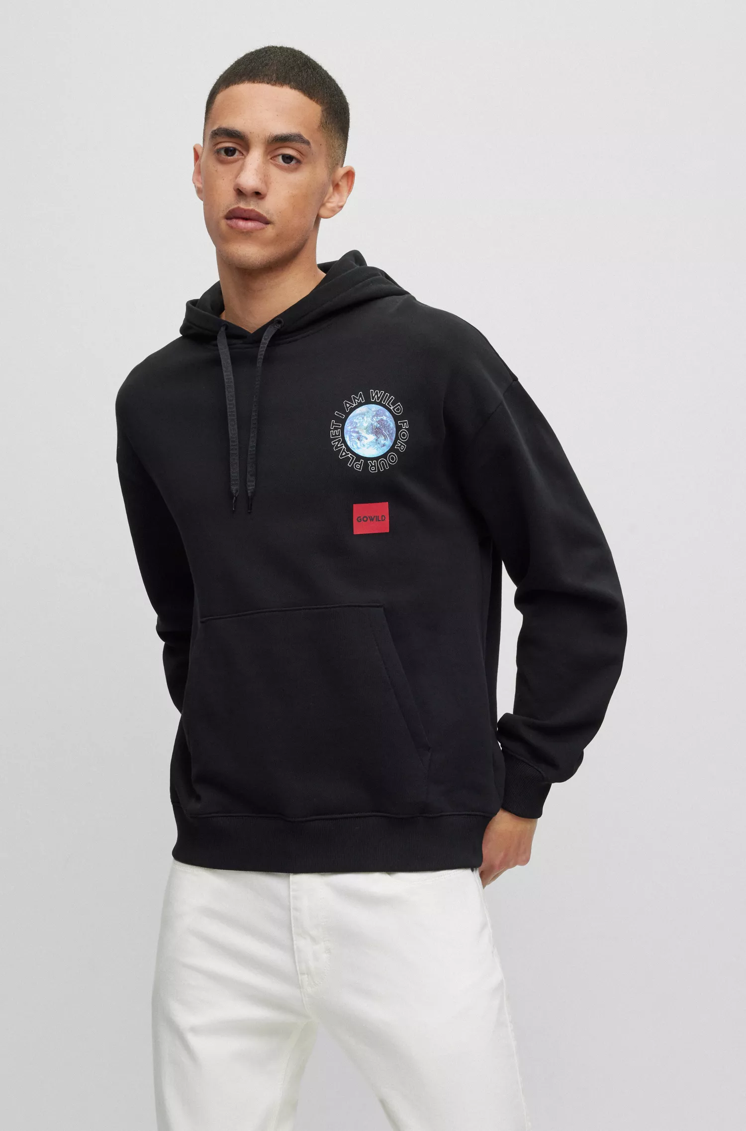 Moletom HUGO vermelho em algodão felpudo com estampas e logotipos da Earth.