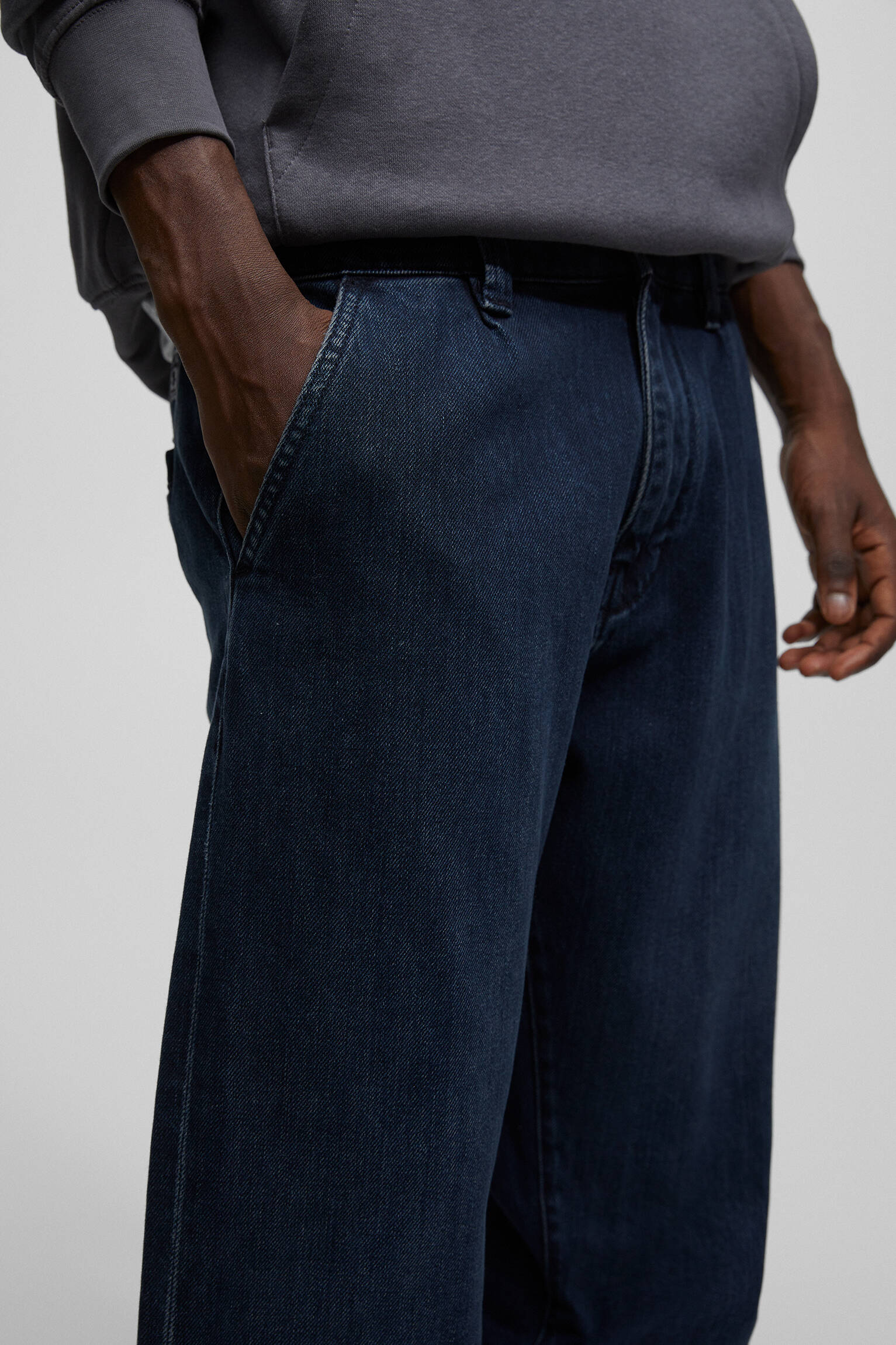 CALÇA JEANS DE PERNA LARGA - AZUL LAVANDA