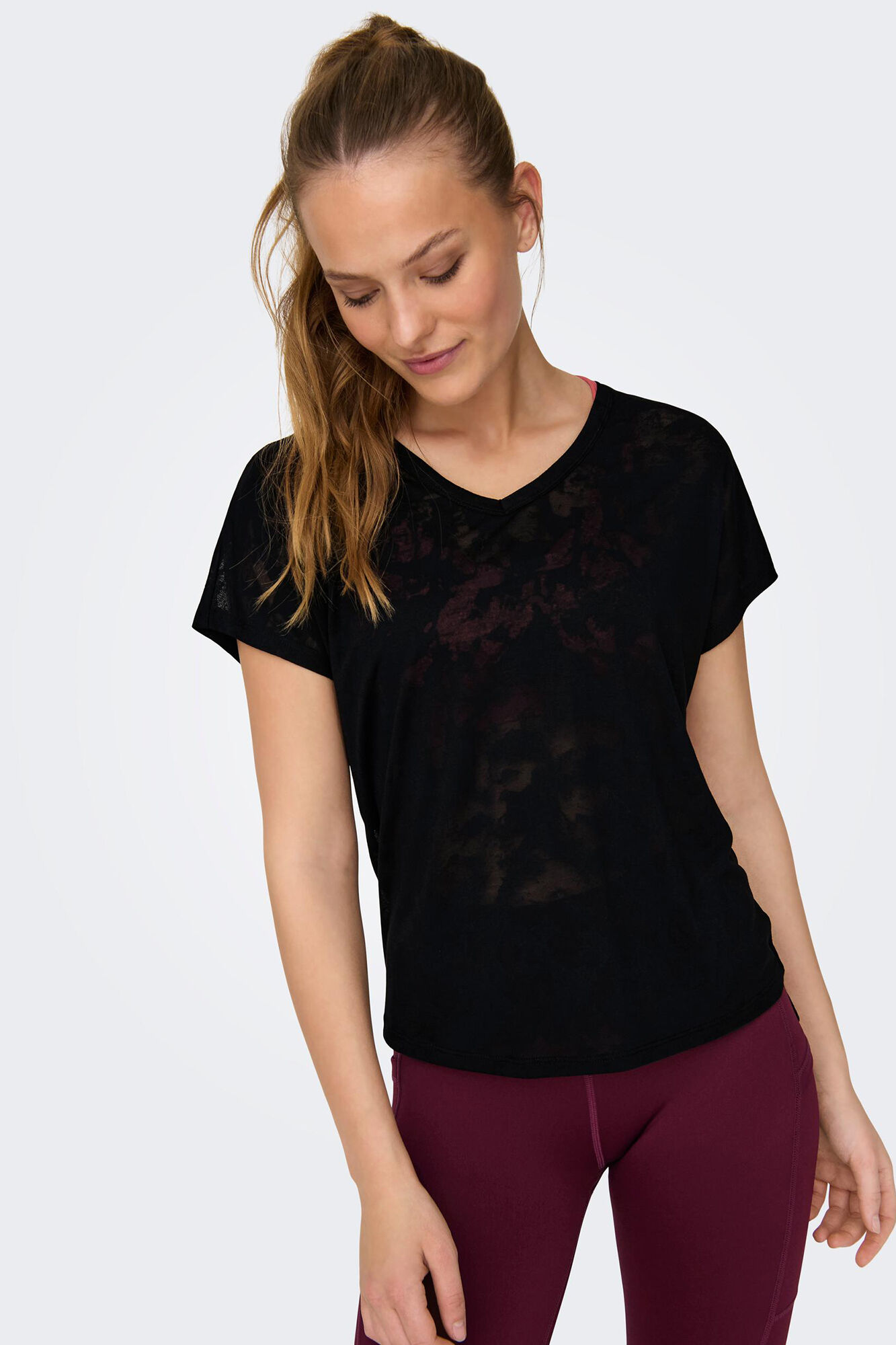 Camiseta semitransparente