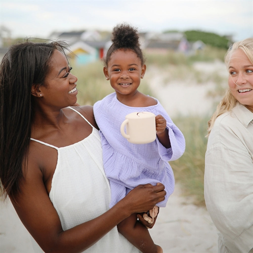 Snack Kop Ivory - Mushie → Luksusbaby.dk
