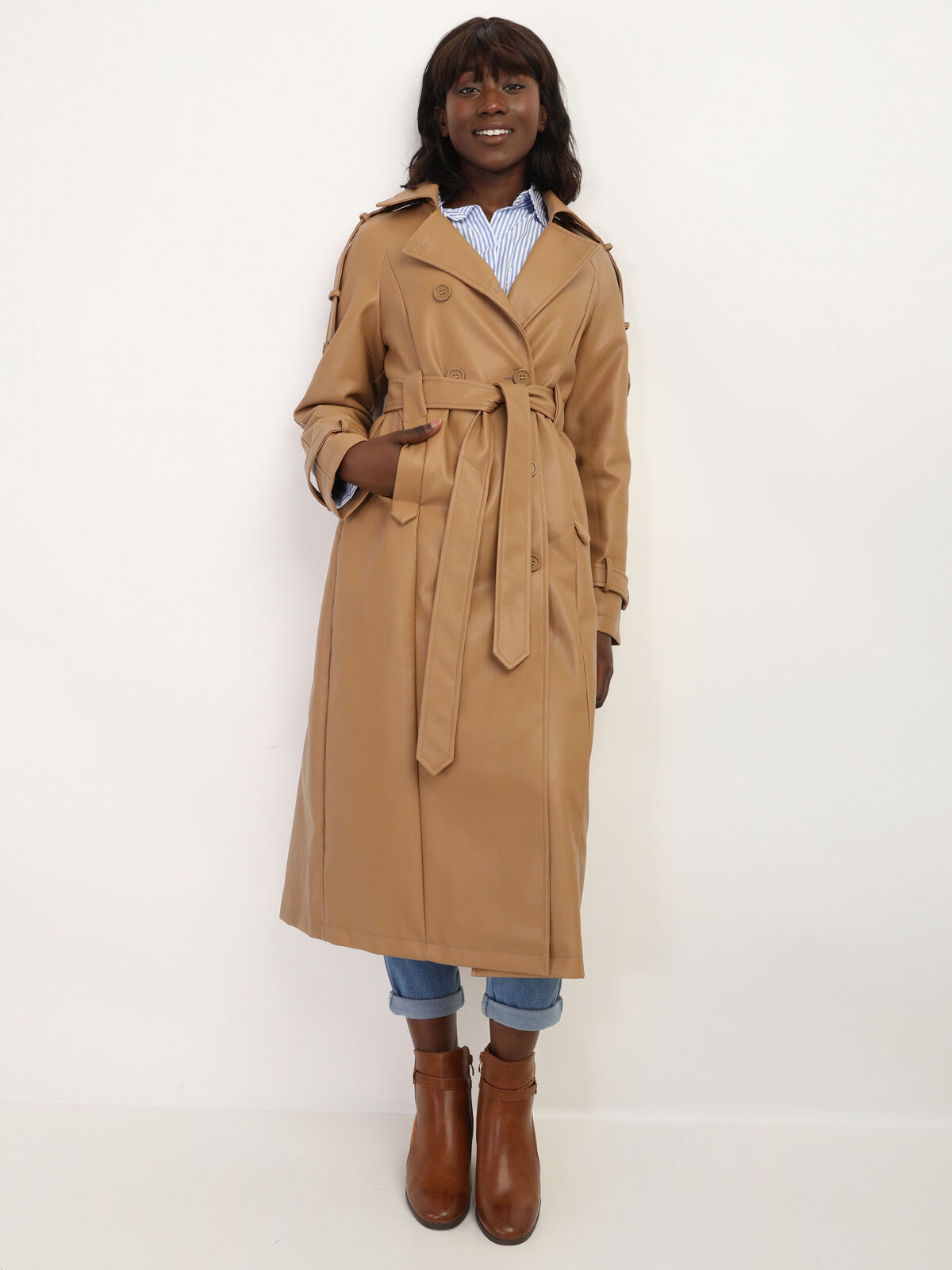 Trench long en simili avec ceinture- Marron clair