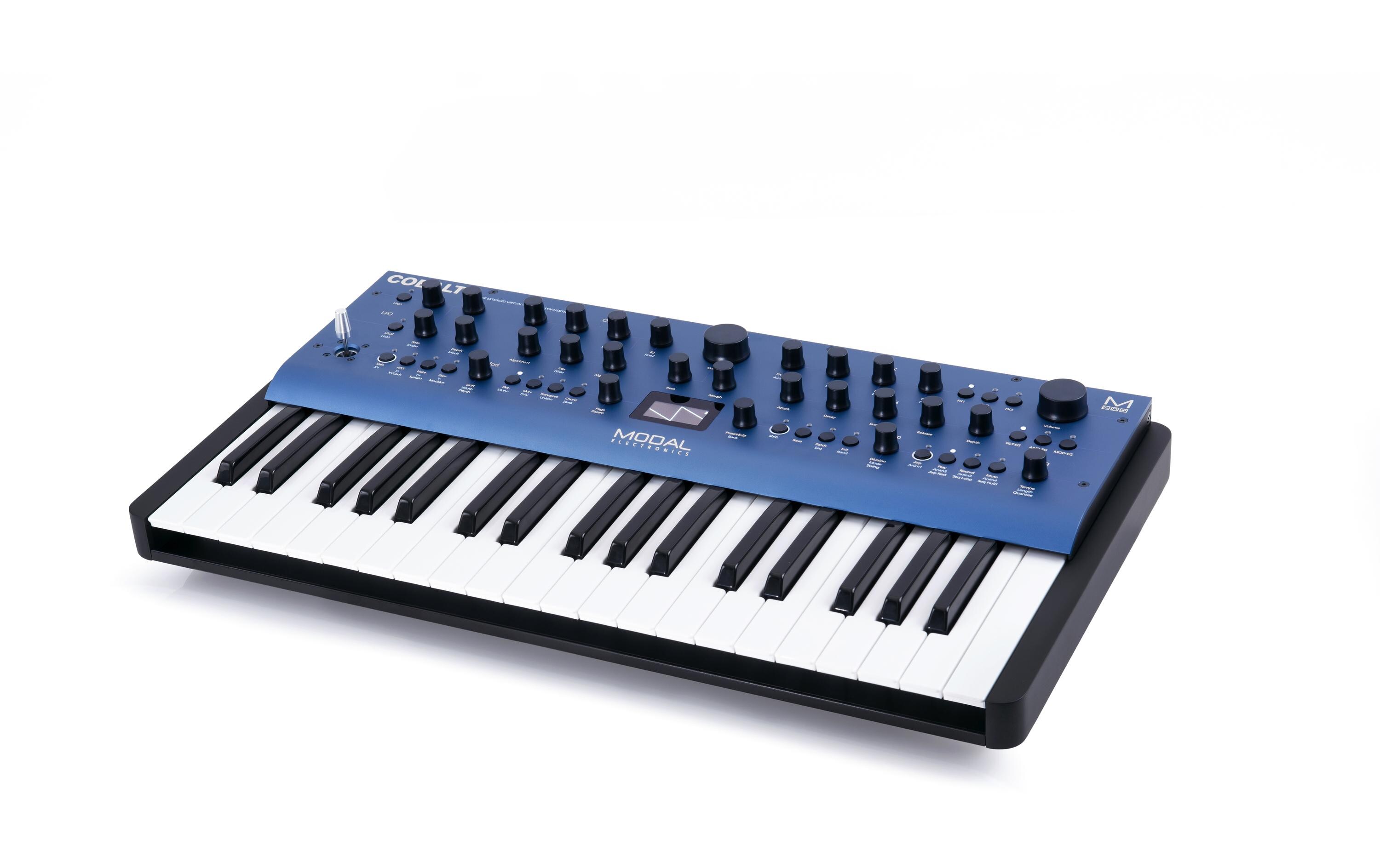 Synthesizer Cobalt8<br>8-stimmiger erweiterter virtuell-analoger Synthesizer mit 37-Tasten-Tastatur