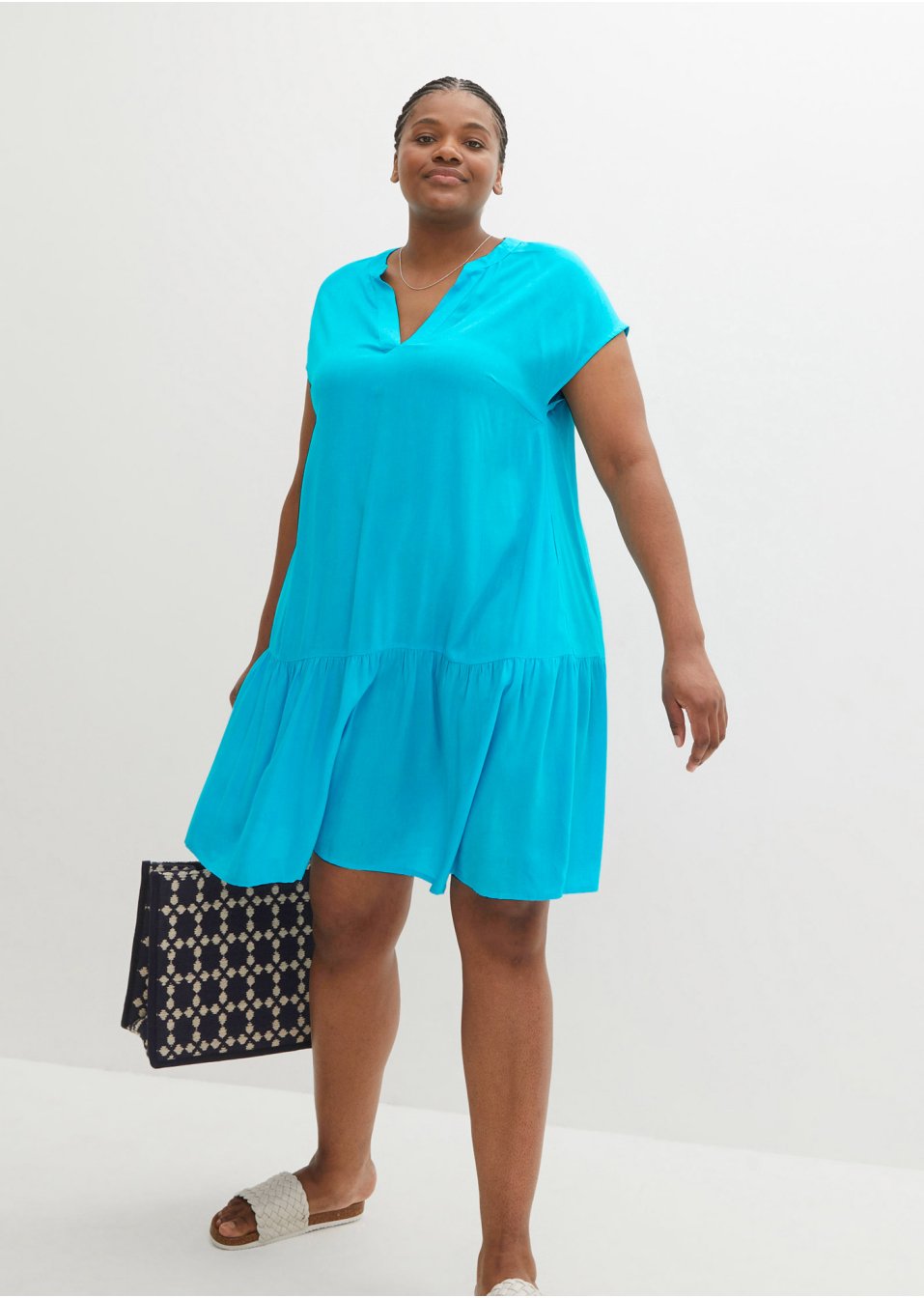 Robe-tunique longueur genou avec volant et col Henley
