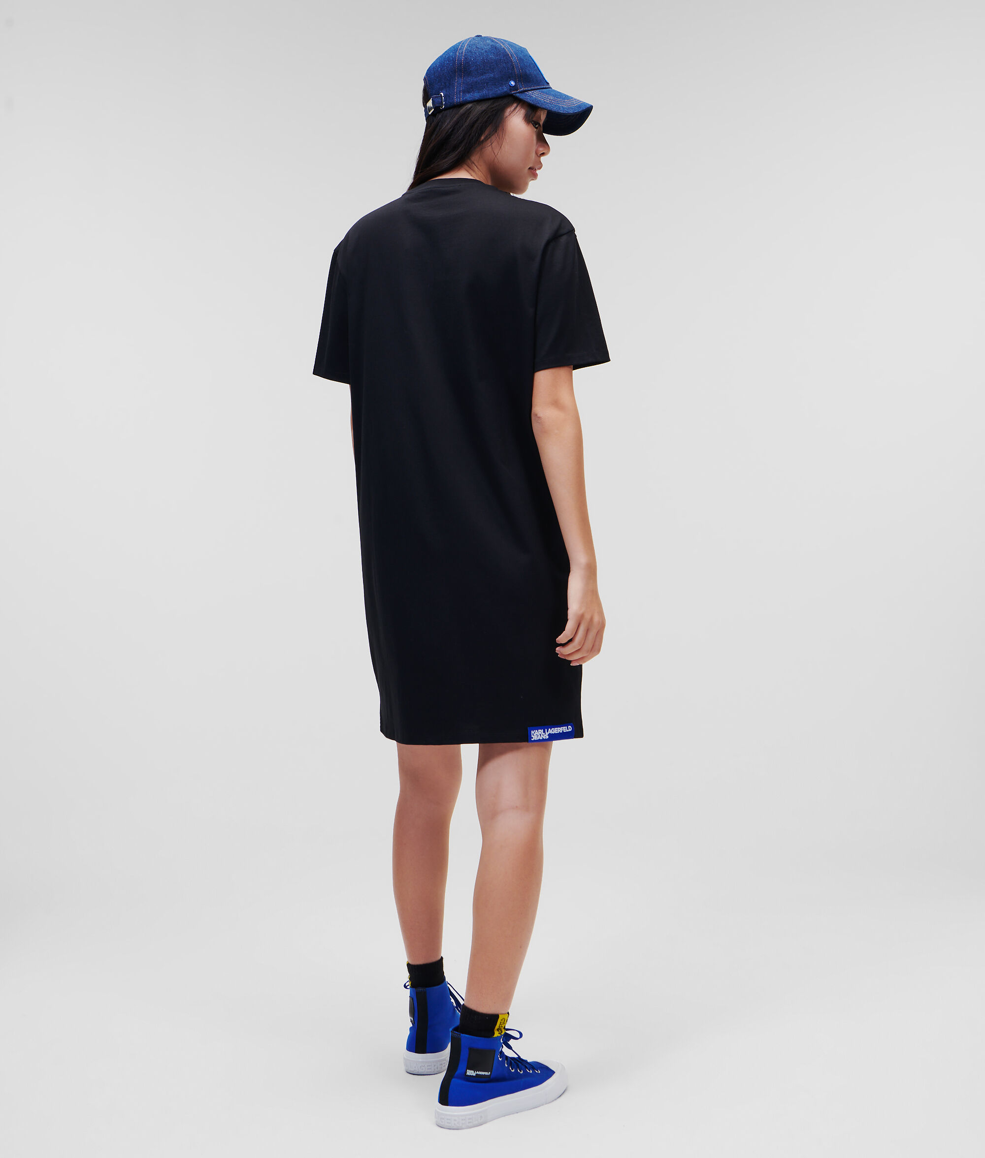 ROBE T-SHIRT KLJ