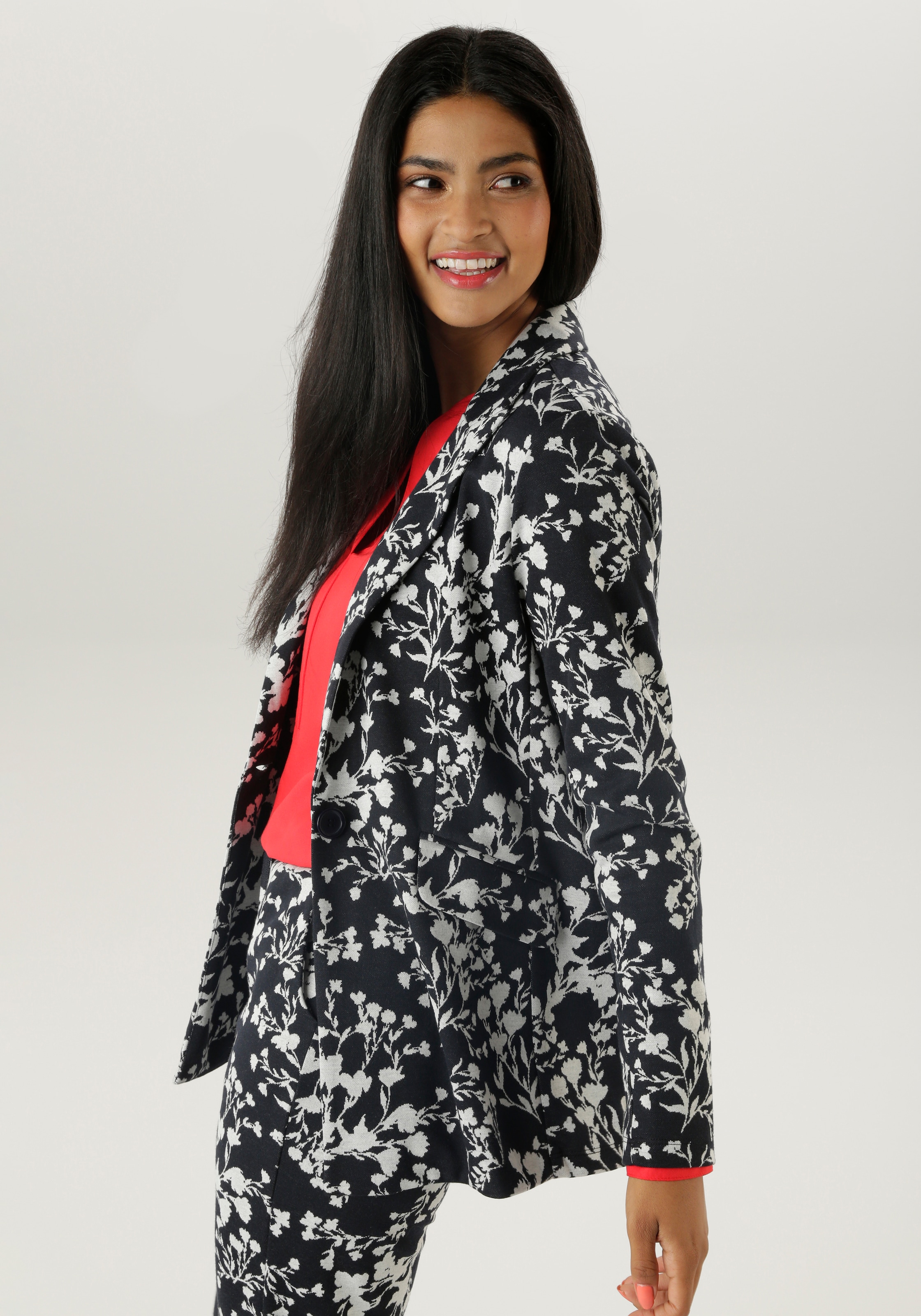 Aniston SELECTED Longblazer , mit abstrakter, floraler Musterung