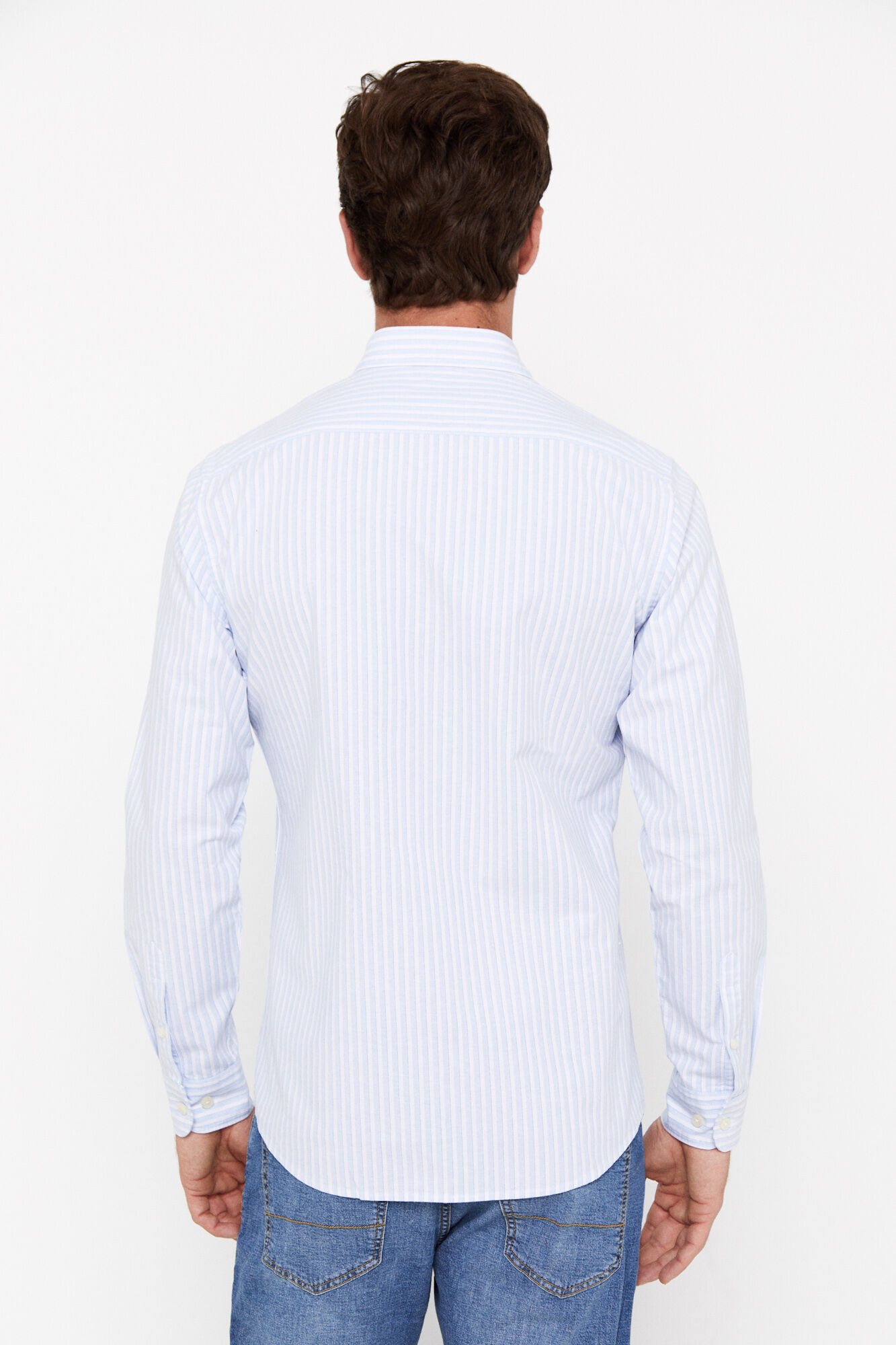 Camisa oxford listrada de corte slim