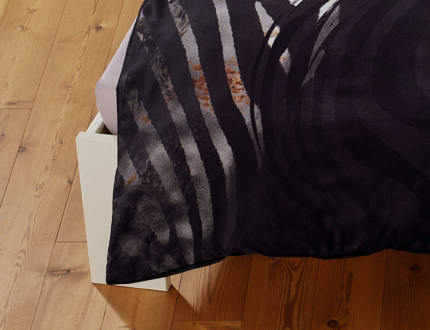 Bettwäsche mit kunstvollem Zebra
