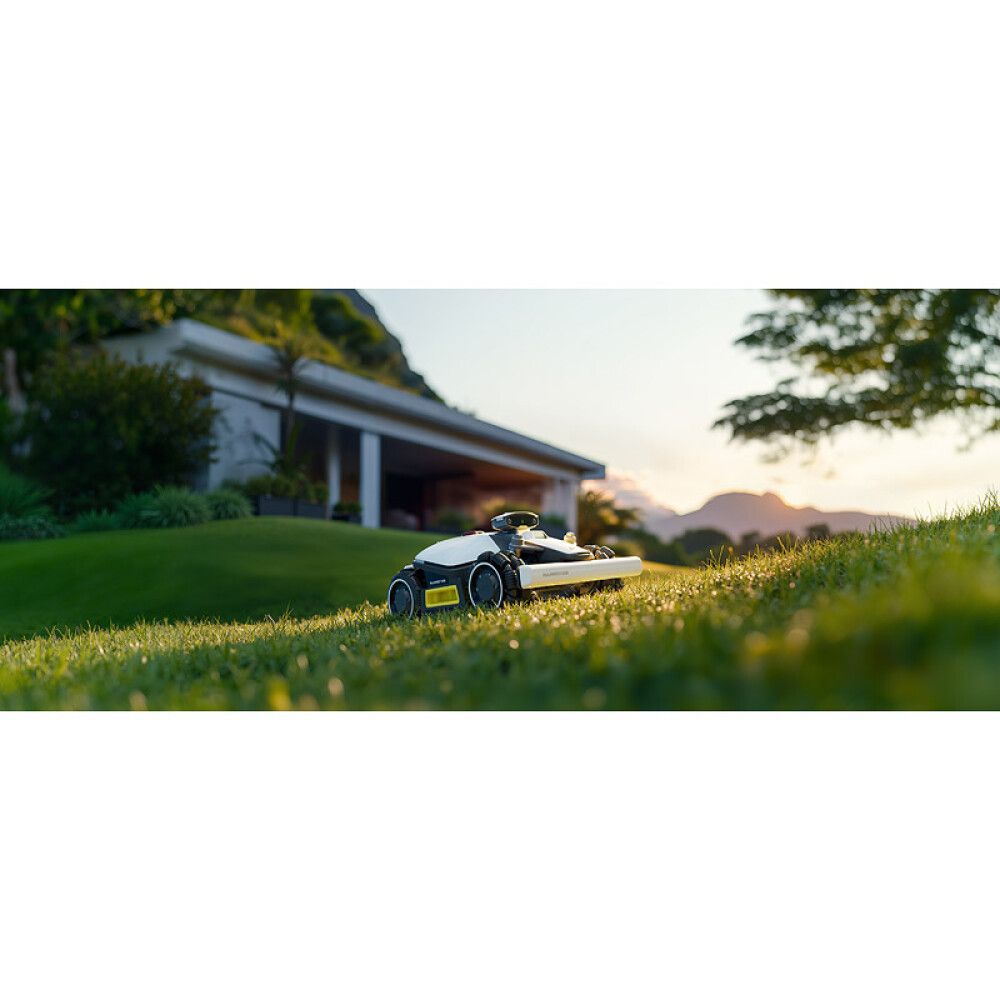 ROBOTGRESSKLIPPER MAMMOTION LUBA MINI AWD 800M²+GARASJE