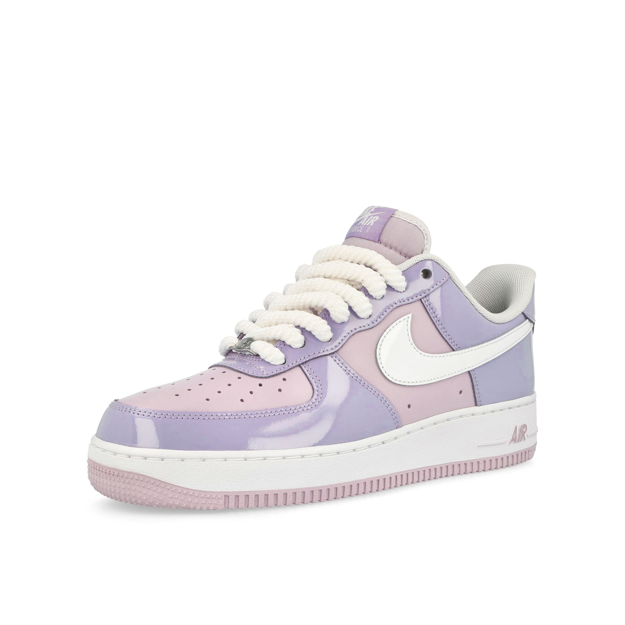 Nike<br>Air Force 1 '07 LV8