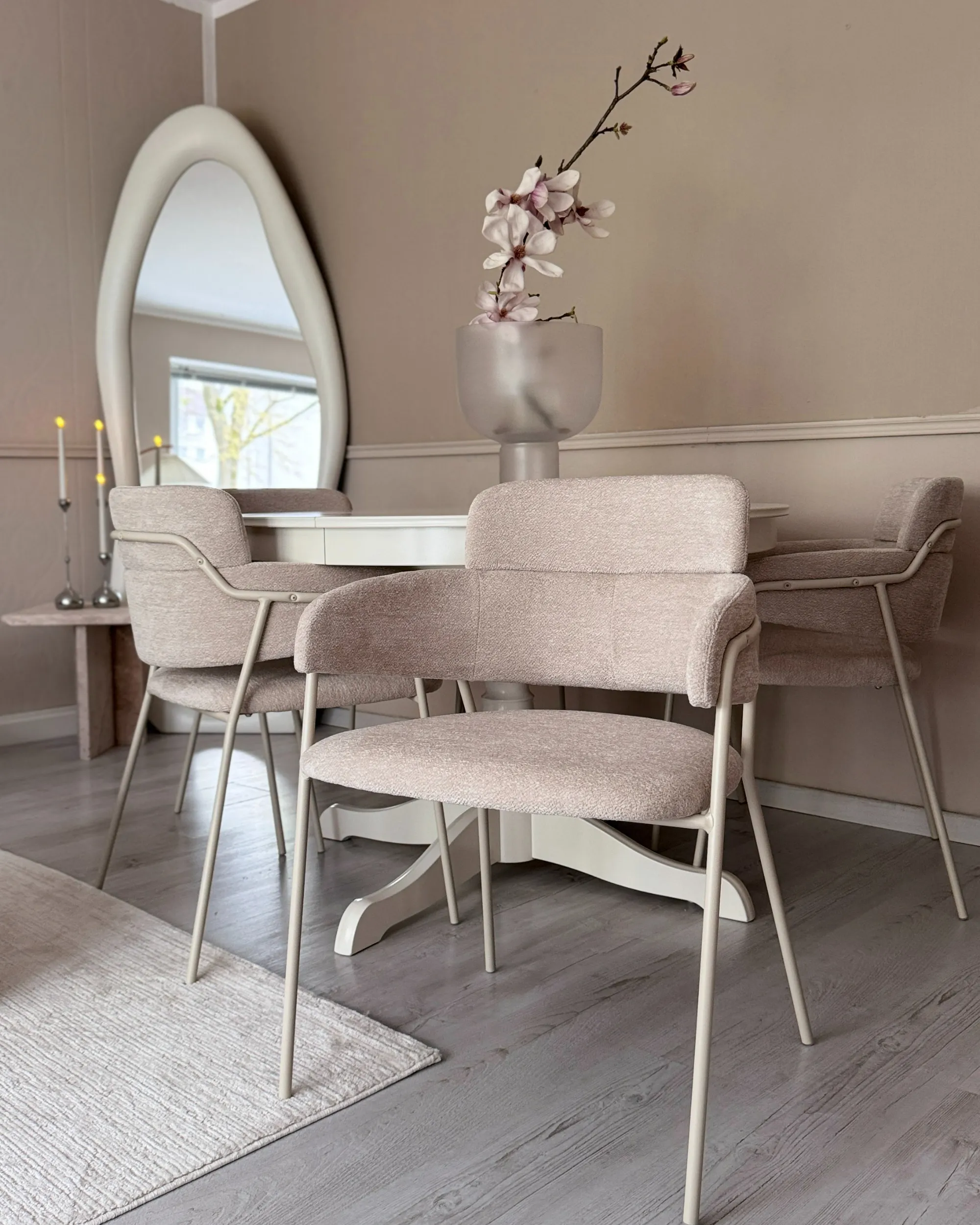 Set van 2 eetkamerstoelen PAONIA Chenille Lichtbeige