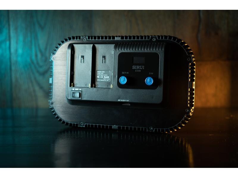 Sirui Dauerlicht E30B Bi-Color Soft LED Panel Leises tragbares LED-Spot-Videolicht