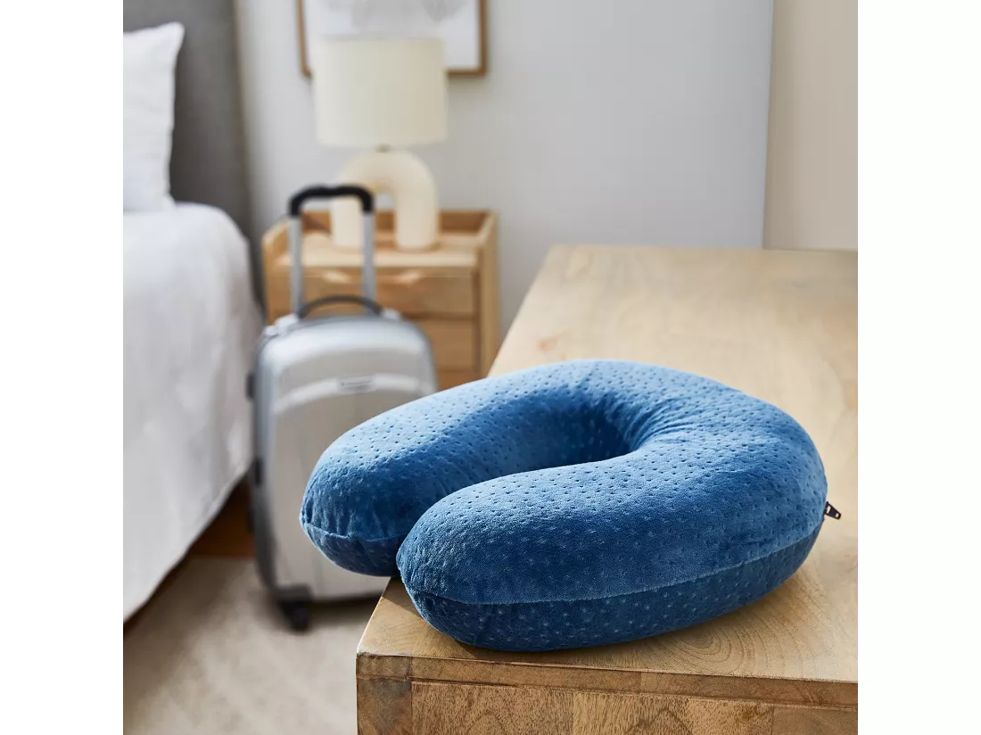 Oreiller de voyage cervical viscoélastique et respirant
