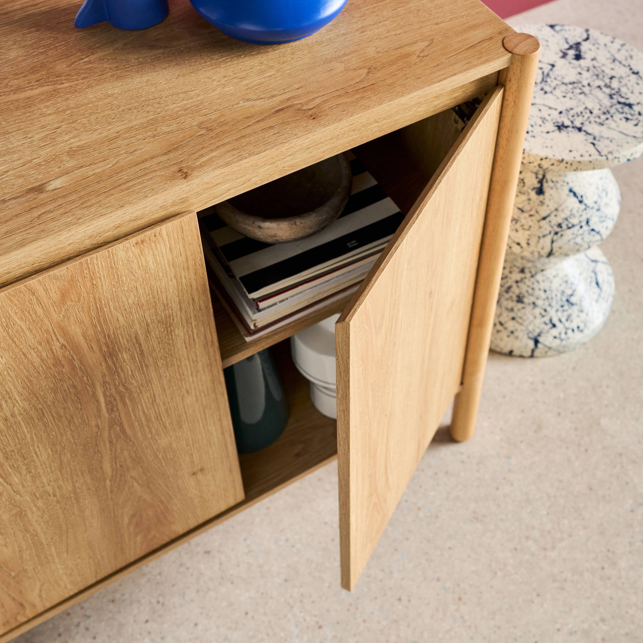 sweeek - Dressoir houteffect 2 deuren 80cm