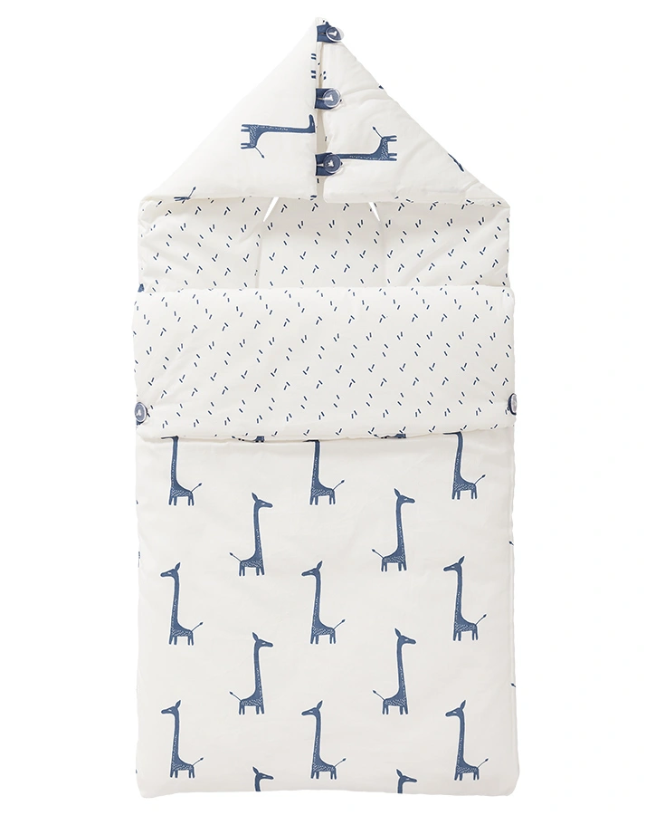 Fußsack GIRAF (40x80) für Babyschale in weiß/blau