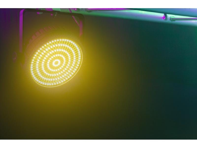 BeamZ Scheinwerfer BT430 Strobe Par LED Stroboskop
