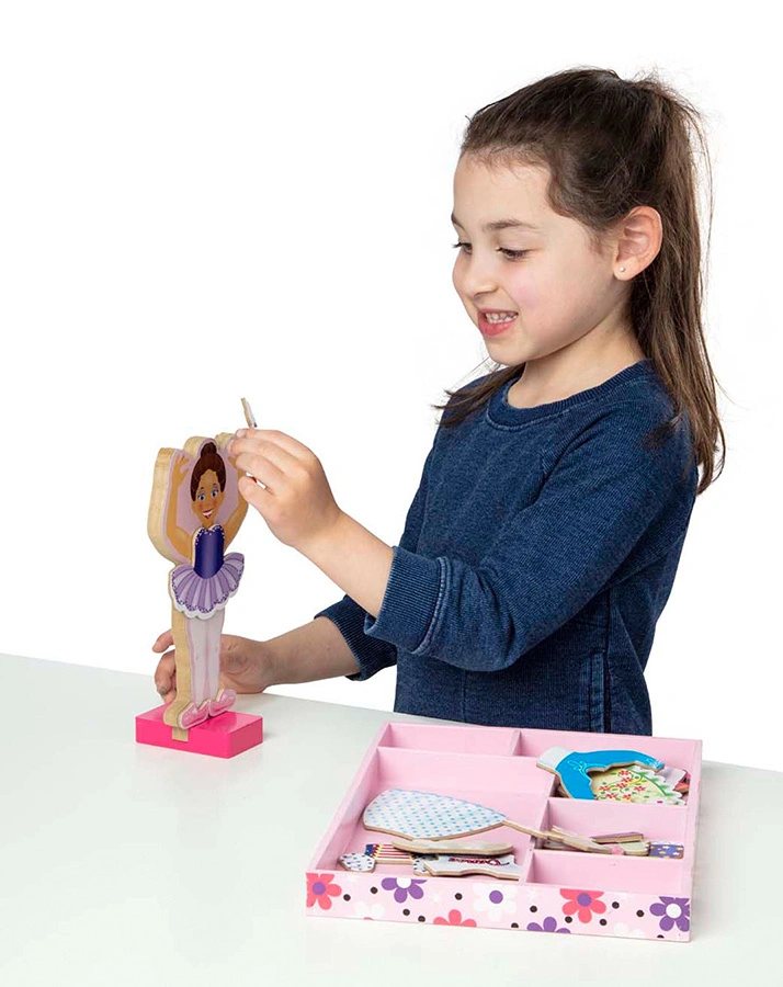 Magnet-Spielzeug NINA BALLERINA DRESS-UP-SET