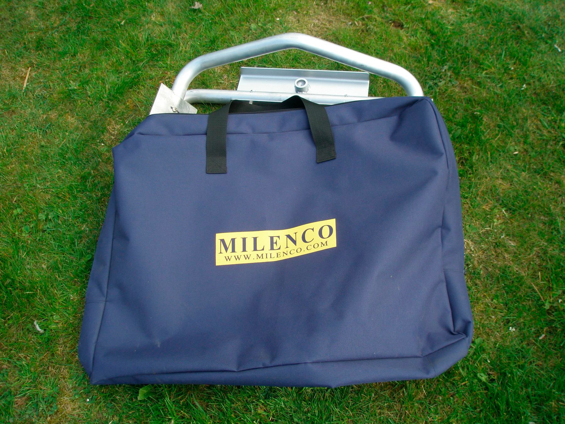 Milenco Aluminium Wagenheber 81 x 24,5 x 20 cm