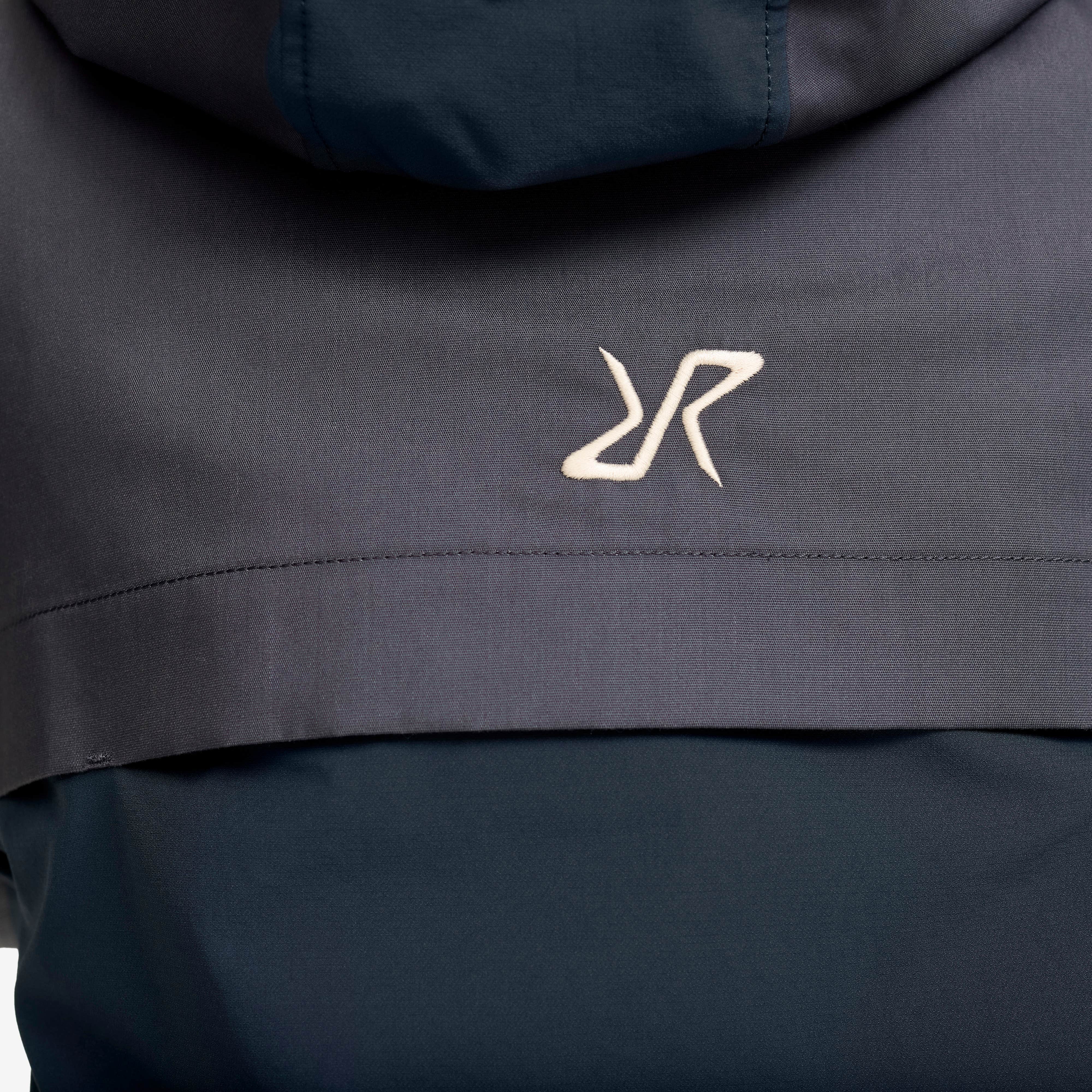 Rambler Lightweight Anorak  Dame India Ink/Blueberry