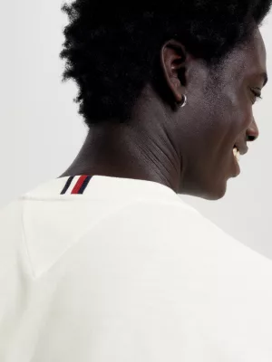 Camiseta Tommy Hilfiger x Vacation com bordado da bandeira
