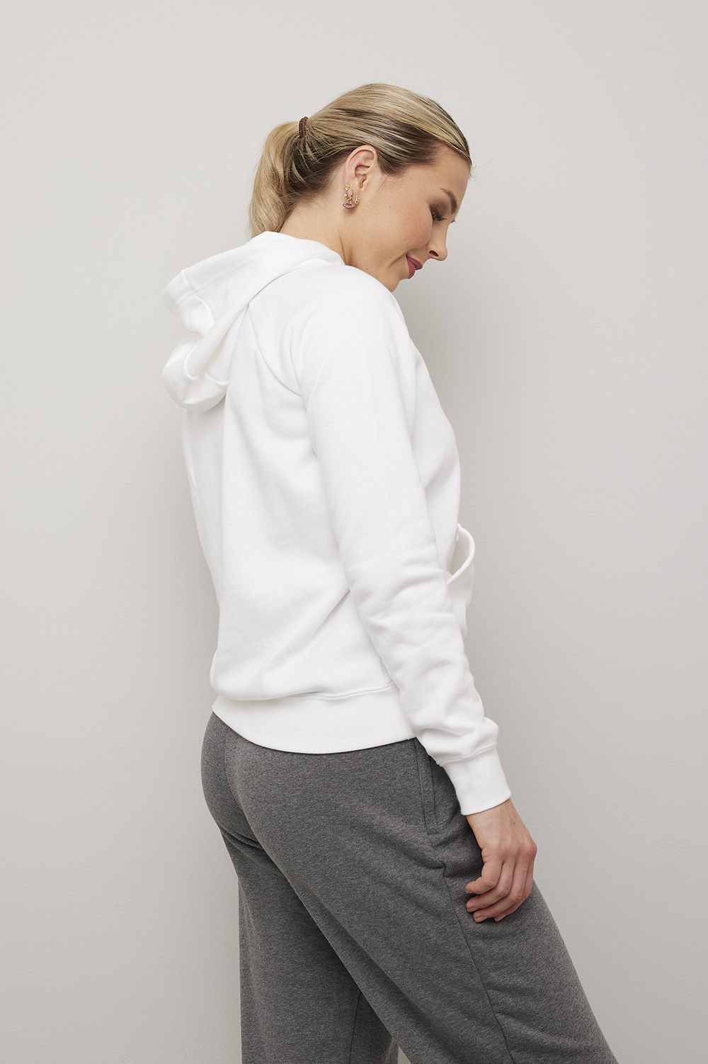 Nike hettegenser til dame